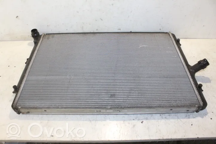 Skoda Octavia Mk2 (1Z) Radiatore di raffreddamento 1K0121251AB