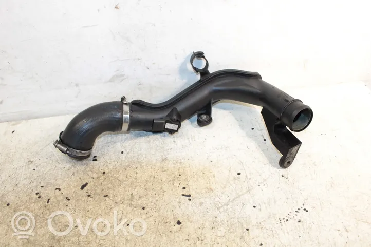 Volkswagen Tiguan Tube d'admission de tuyau de refroidisseur intermédiaire 5N0145770