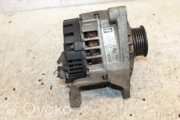 Audi A4 S4 B5 8D Alternator 06B903016D