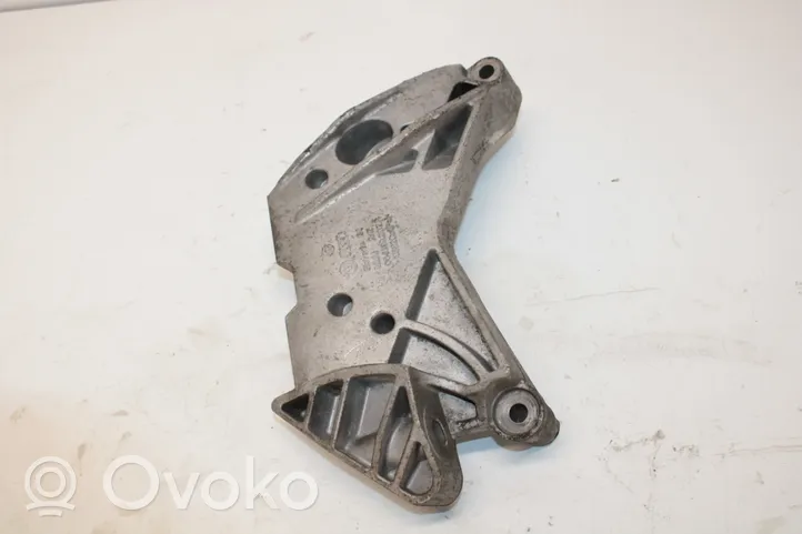 Volkswagen PASSAT B7 Engine mounting bracket 06J199207P