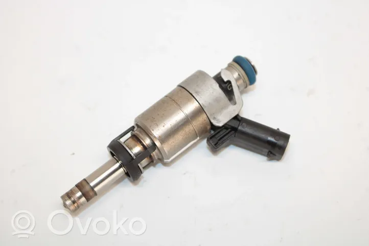 Volkswagen PASSAT B7 Injecteur de carburant 06H906036H