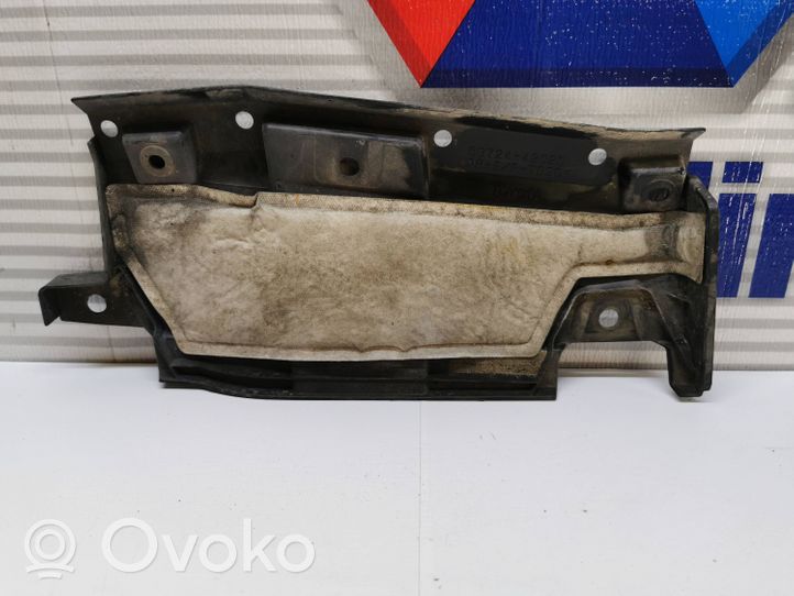 Toyota RAV 4 (XA40) Osłona tylna podwozia pod zderzak 5872442020