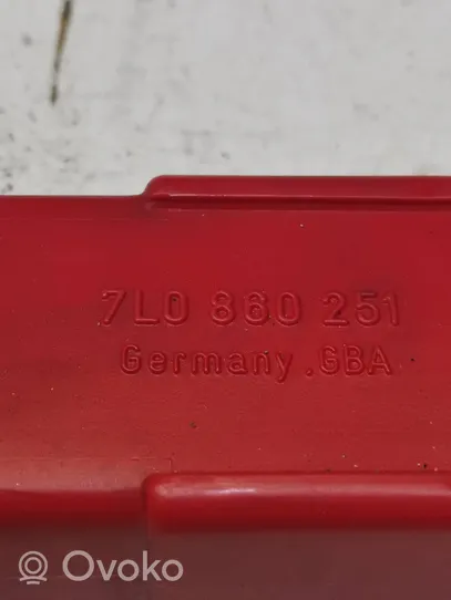 Volkswagen PASSAT B6 Cartel de señalización de peligro 7L0860251
