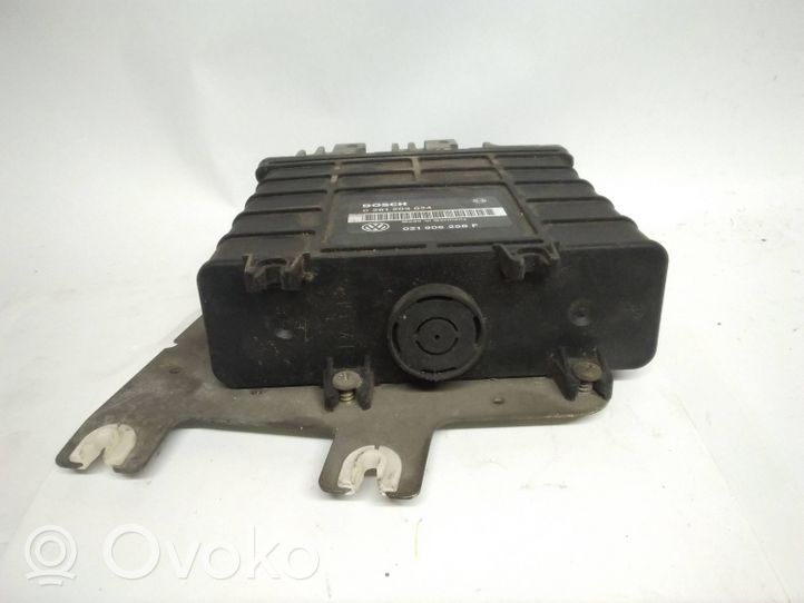 Volkswagen PASSAT B4 Unité de commande, module ECU de moteur 021906258f