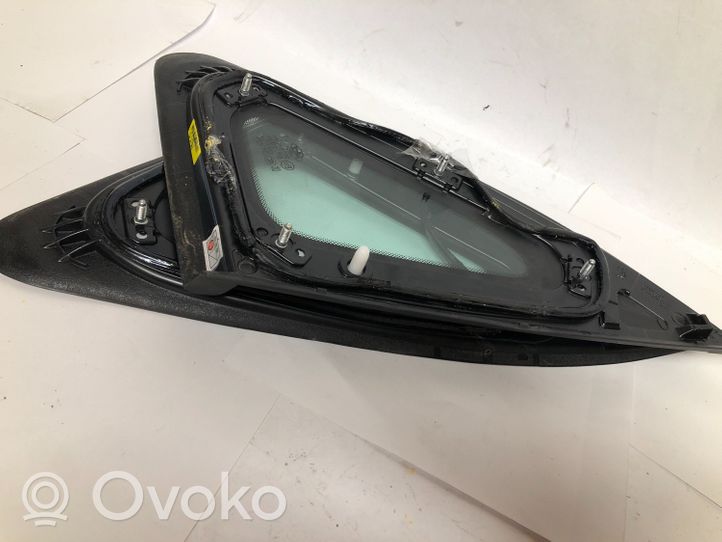 Hyundai Kona I Rear side window/glass 87810j9000