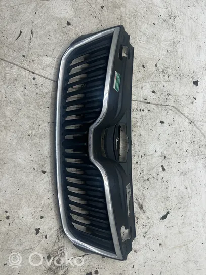 Skoda Rapid (NH) Grille calandre supérieure de pare-chocs avant 5JA853668