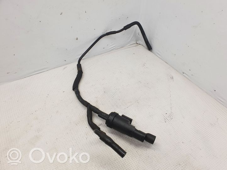 Mercedes-Benz C W205 Variklio pagalvės vakuuminis vožtuvas 0025407097