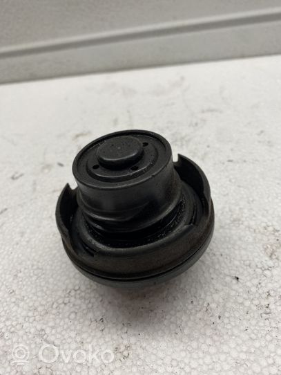 Audi A6 S6 C6 4F Volet de trappe réservoir de carburant 1J0201658S