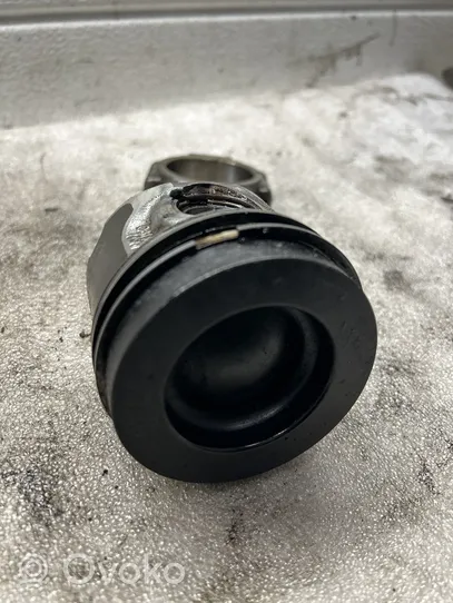 Volkswagen Tiguan Piston 0811877HSRI