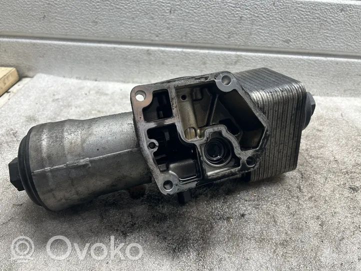 Volkswagen Tiguan Supporto di montaggio del filtro dell’olio 045115389K