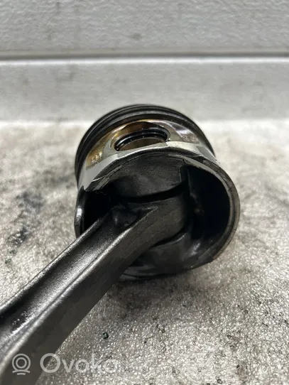 Volkswagen Tiguan Piston 081187HSRI