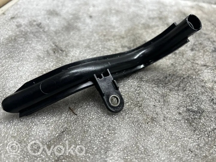 Volkswagen Tiguan Tubo del filtro della coppa dell’olio 03G103526C