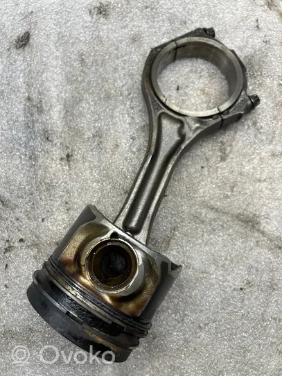 Audi A6 S6 C6 4F Piston 059AA