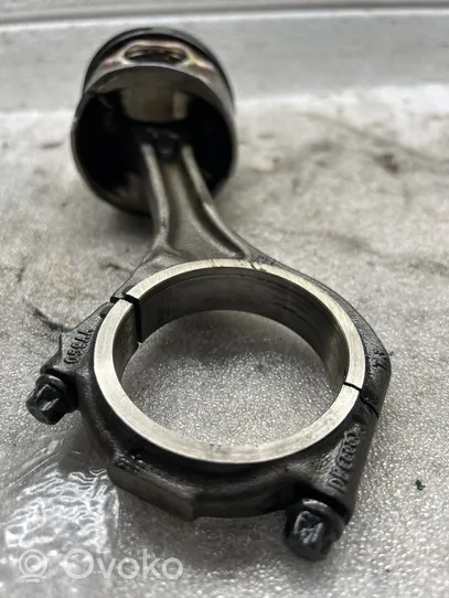 Audi A6 S6 C6 4F Piston 059AA