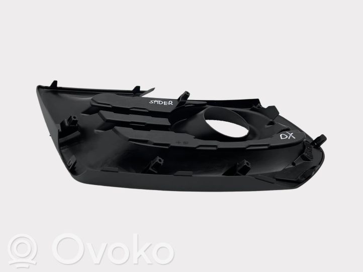 6000621132 Fiat 124 Spider Front fog light trim/grill, 76.00 € | RRR 