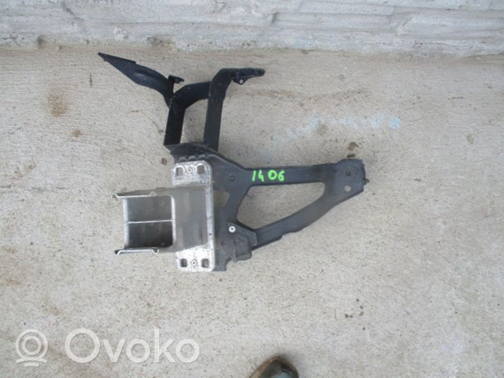 BMW 5 E60 E61 Longeron support avant 