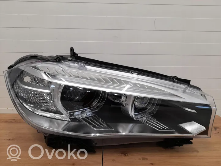 BMW X6 F16 Lampa przednia 