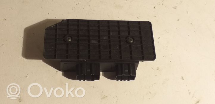 Volkswagen PASSAT B5 Comfort/convenience module 3B0959796