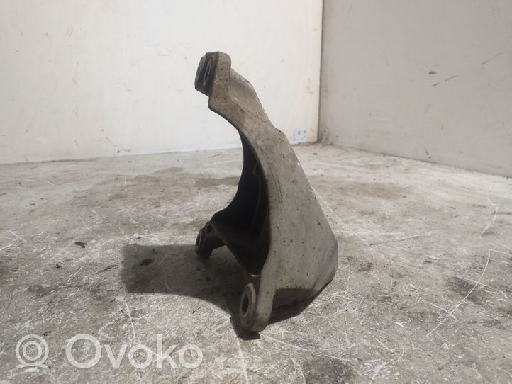 Audi A6 S6 C6 4F Pavarų dėžės tvirtinimo kronšteinas 4F0399114