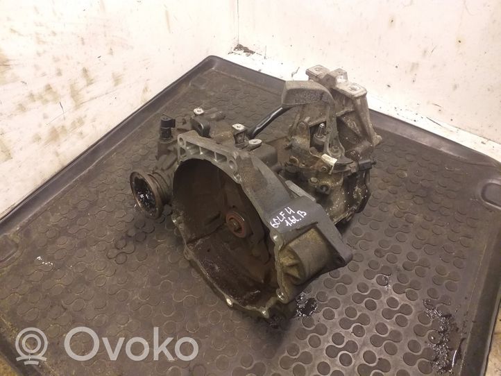 Volkswagen Golf IV Manuaalinen 5-portainen vaihdelaatikko EGU10122