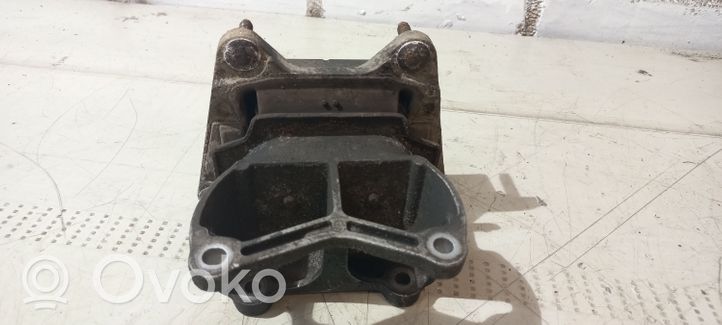 Audi A6 S6 C6 4F Pagalvė pavarų dėžės 4F0399115AH