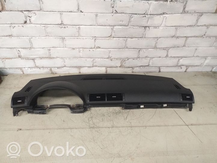 Audi A4 S4 B6 8E 8H Panelė 8E1857067A