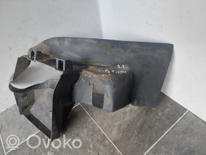 Volkswagen PASSAT B5.5 Canale guida dell’aria dell’intercooler 3B0121468E