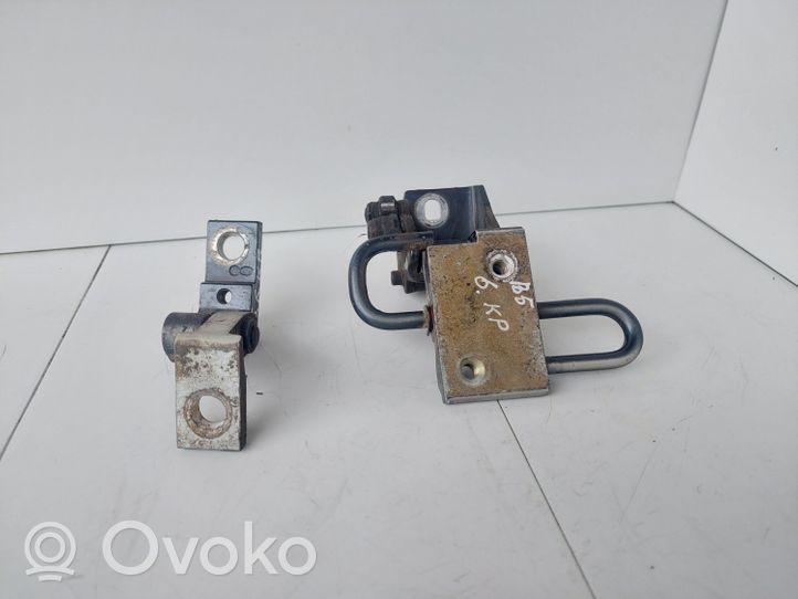 Volkswagen PASSAT B5 Rear door hinge set 3B4833411C