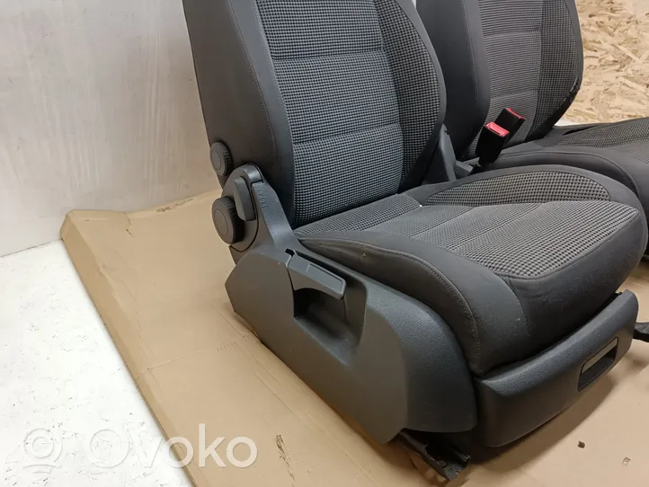 Volkswagen Touran I Fotele / Kanapa / Komplet 