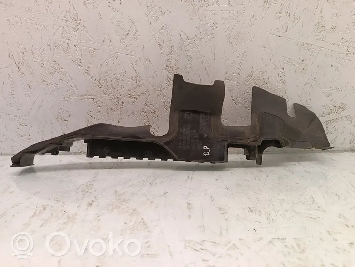 Audi A4 S4 B6 8E 8H Wlot / Kanał powietrza intercoolera 8E0121284