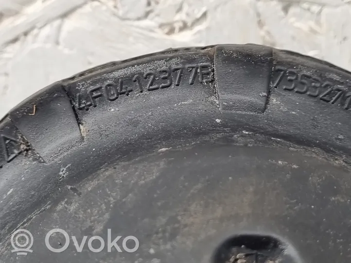 Audi A6 S6 C6 4F Priekinė spyruoklės guminė atrama 4F0412377B