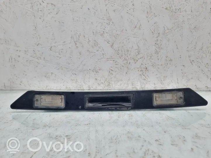 Audi A6 S6 C6 4F Number plate light 8P4827574