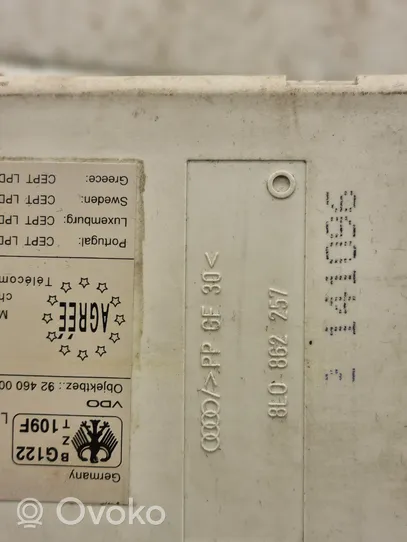 Audi A4 S4 B5 8D Central locking vacuum pump 8L0862257