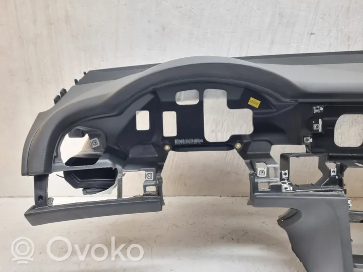 Audi A6 S6 C6 4F Dashboard 4F1858005B