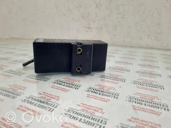 Volkswagen Golf IV Coolant fan relay 1J0919506H