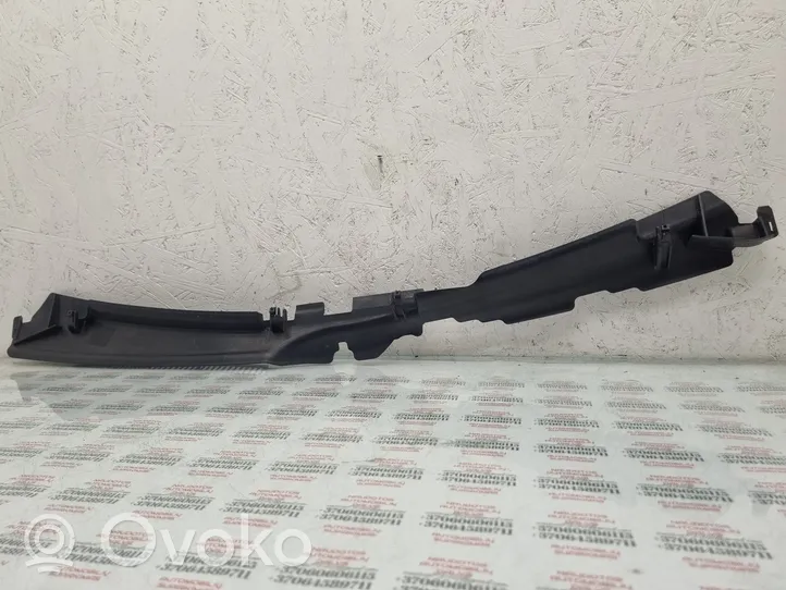 Volkswagen PASSAT B6 Déflecteur d'air de radiateur de refroidissement 3C0121330