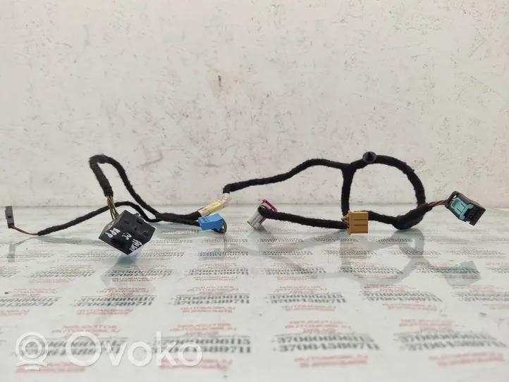 Volkswagen PASSAT CC Cableado de puerta delantera 1J0972977G