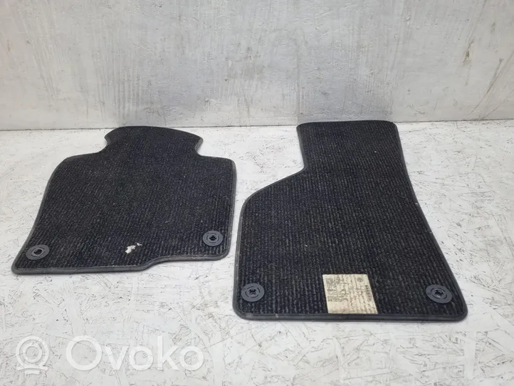 Volkswagen PASSAT CC Kit tapis de sol auto 3C1863011D