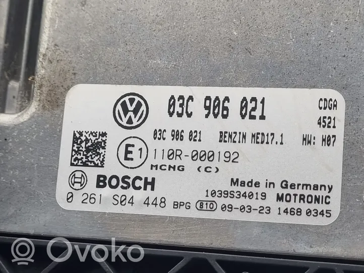 Volkswagen PASSAT B6 Variklio valdymo blokas 03C906021