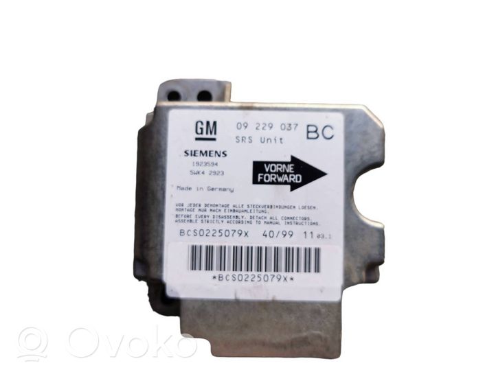 Opel Astra G Oro pagalvių valdymo blokas 09229037