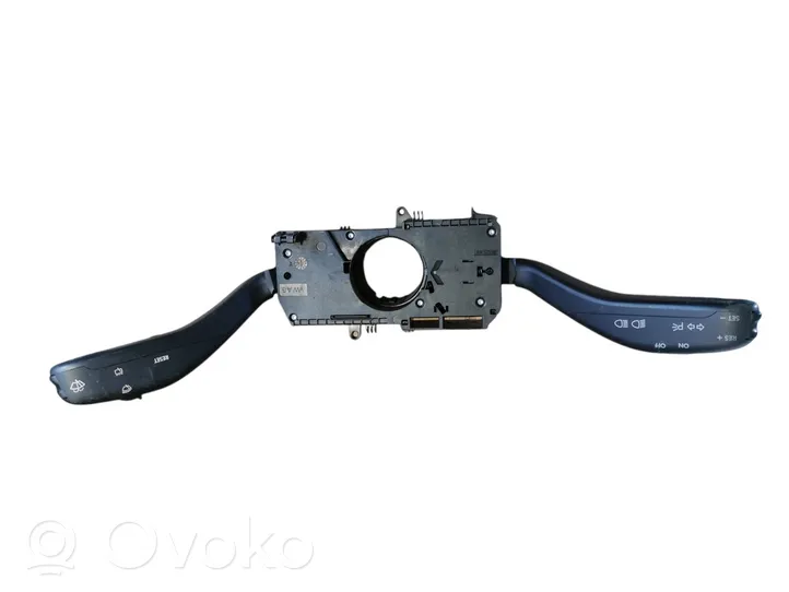 Volkswagen Polo IV 9N3 Leva/interruttore dell’indicatore di direzione e tergicristallo 6Q0953503DA