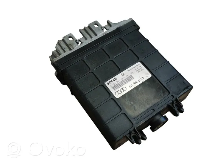 Audi 80 90 S2 B4 Variklio valdymo blokas 028906021D