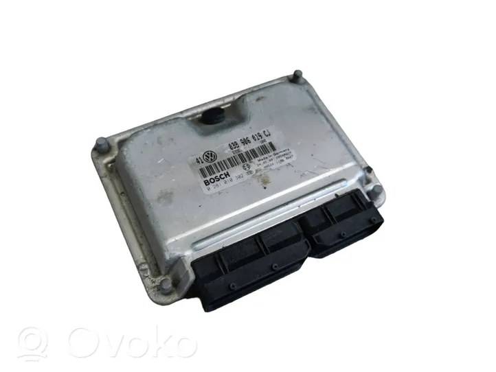 Volkswagen Bora Calculateur moteur ECU 038906019CJ