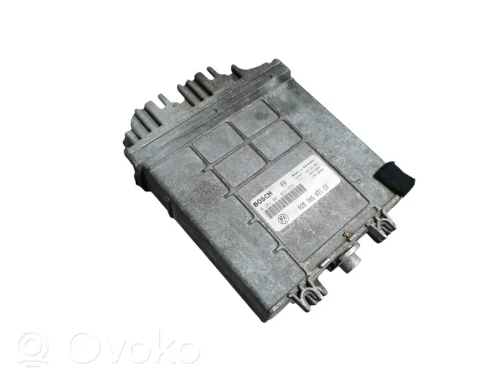 Volkswagen PASSAT B4 Calculateur moteur ECU 028906021CK