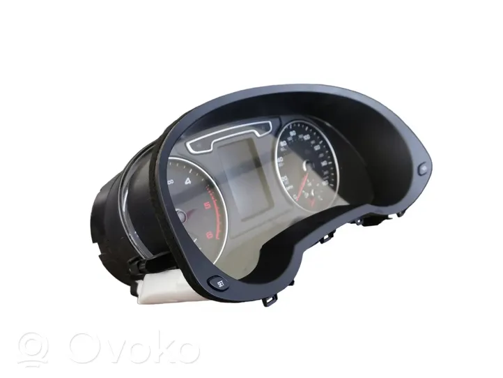 Audi Q3 8U Geschwindigkeitsmesser Cockpit 8U0920980C