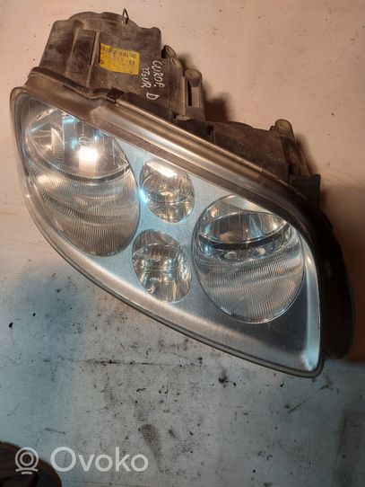 Volkswagen Touran I Lampa przednia 1T0941006