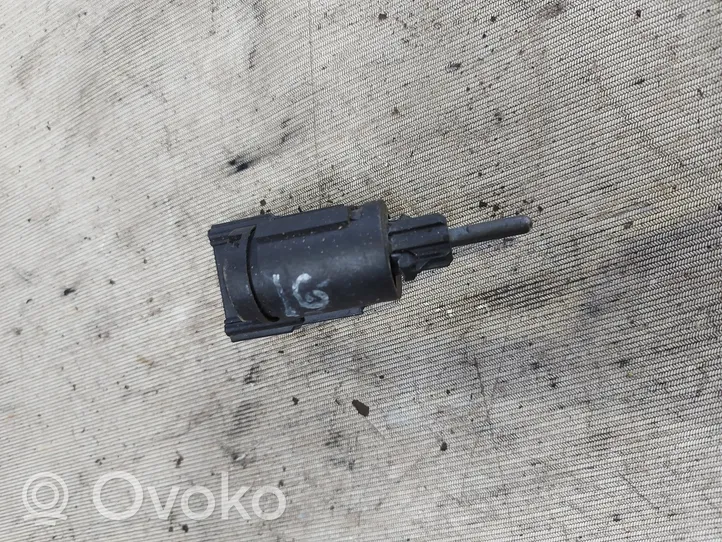 Volkswagen Sharan Brake pedal sensor switch 3B0945511A