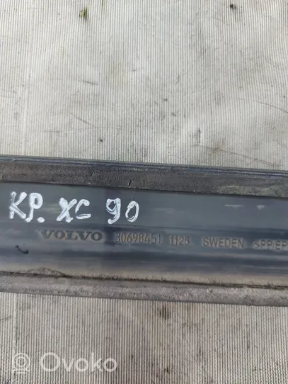 Volvo XC90 Apdaila priekinių durų (moldingas) 30698451