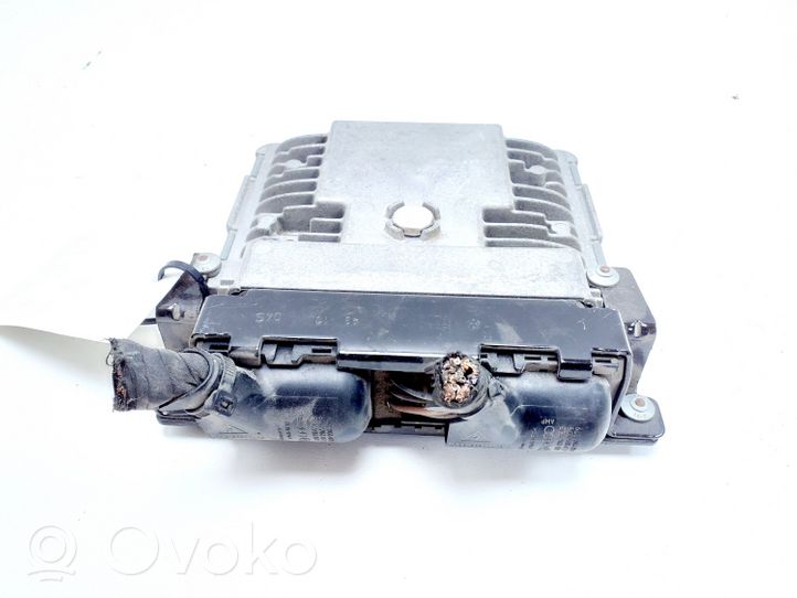 Skoda Rapid (NH) Calculateur moteur ECU 03F906070FP