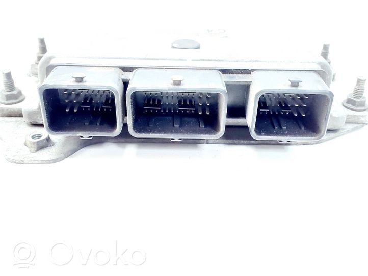 Nissan Qashqai+2 Sterownik / Moduł ECU MEC93620